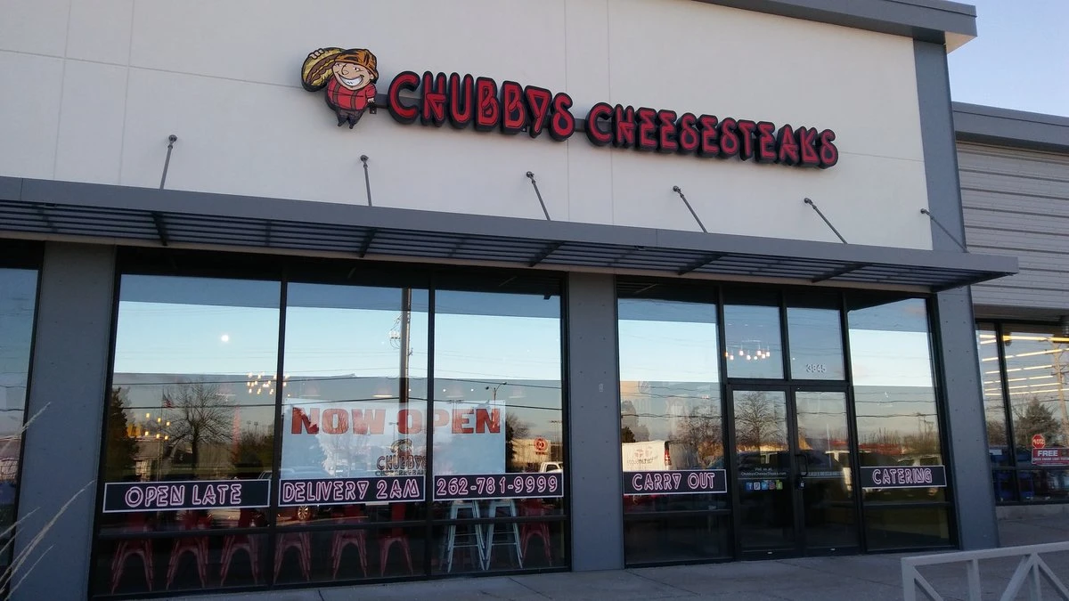 Chubby’s Cheesesteaks Brookfield storefront